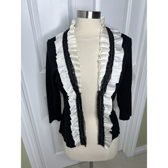 WHBM Knit Cardigan Sweater Statement Piece Ruffle Romantic Sz M Academia Career - Picture 11 of 12